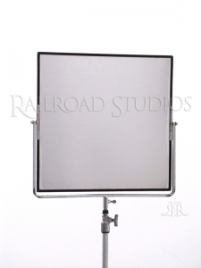 24 X 24" SILVER REFLECTOR ALUMINUM